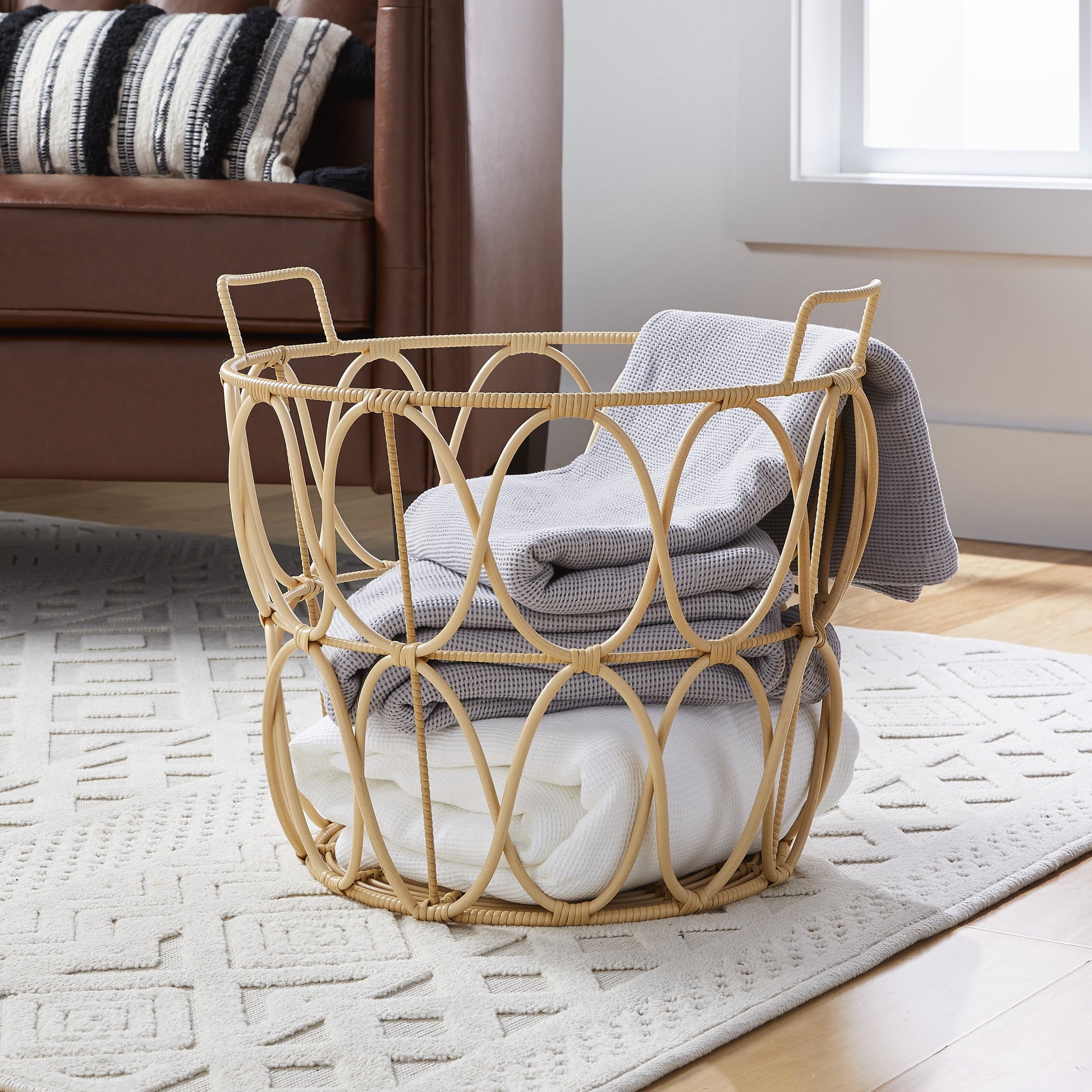 Large Poly Rattan Open Weave Storage Basket with Handles