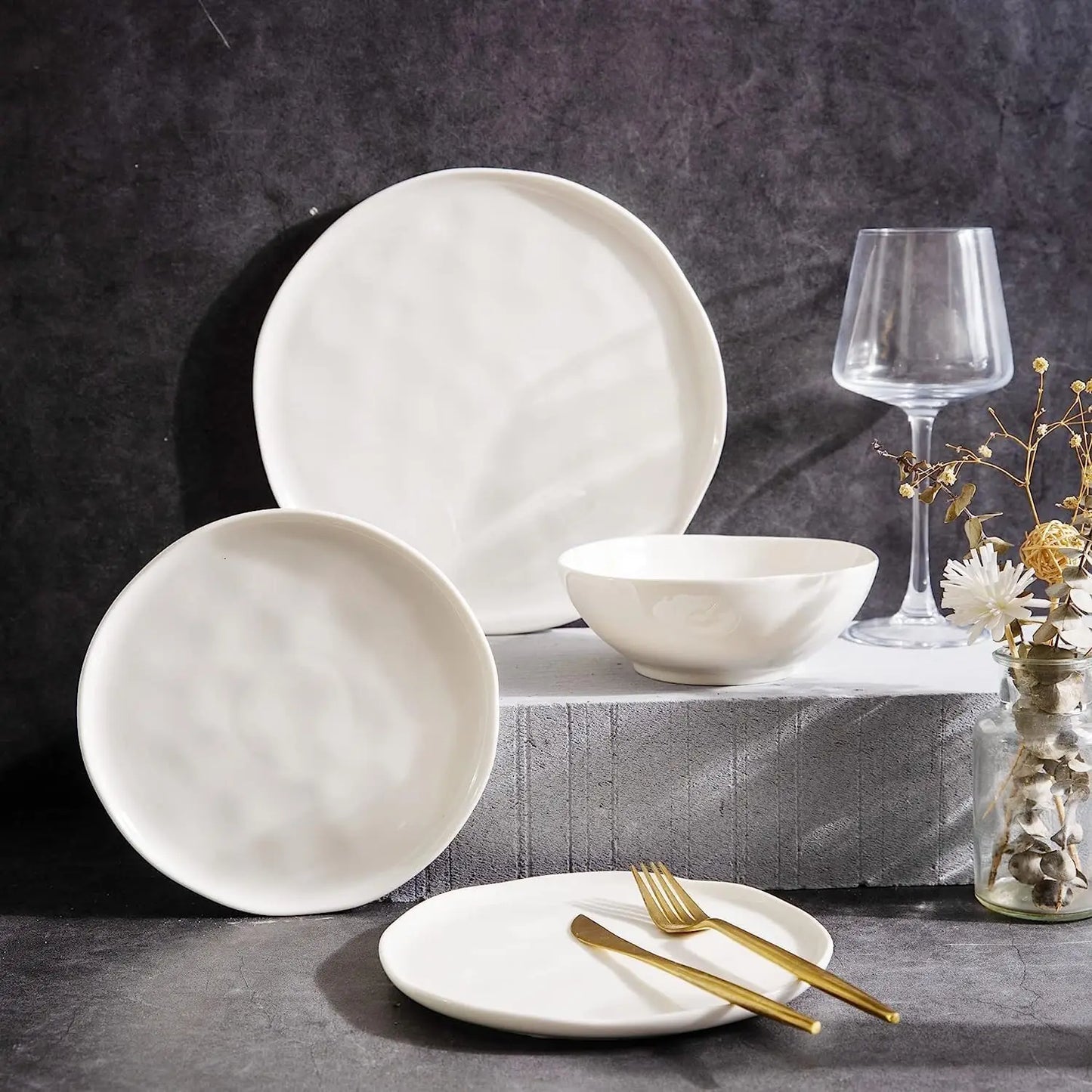 12 Piece Ceramic Dinnerware Set