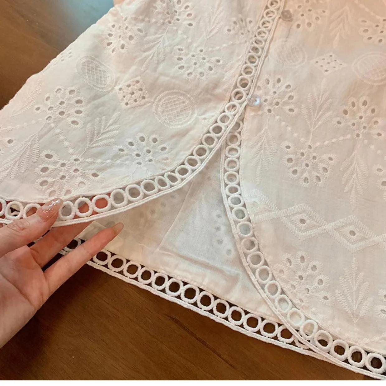 Girl's White Hollow Lace Two-piece Set